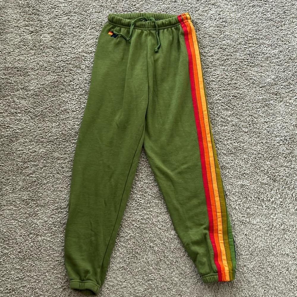 Aviator Nation 6 stripe sweatpants in jungle green small NWOT - Picture 2 of 4